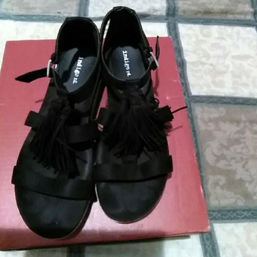 Sandals - Picture 6 of 7
